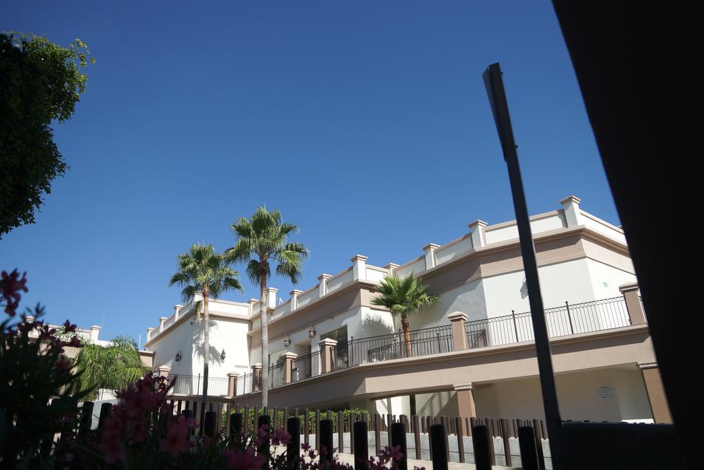 Royal Palace Hermosillo Eksteriør bilde
